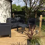 District Western 2-bed Pet Friendly Wigton
