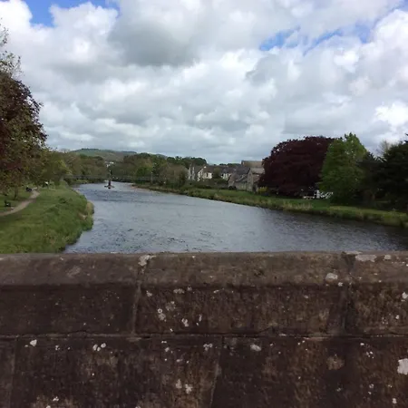 District Western 2-bed Pet Friendly