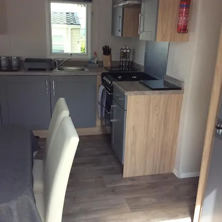 Tatil Evi District Western 2-bed Pet Friendly