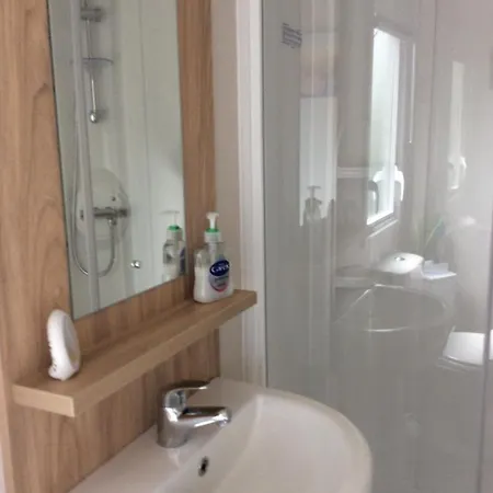 Дом отдыха District Western 2-bed Pet Friendly *