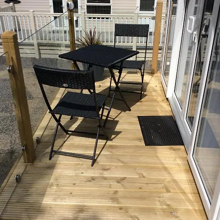 District Western 2-bed Pet Friendly